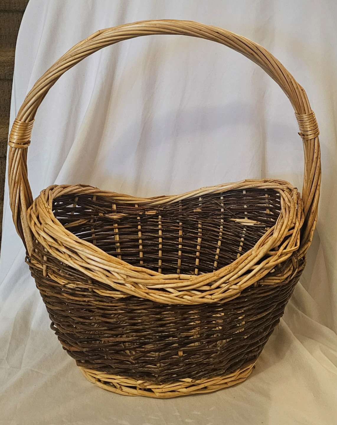 Brown and Beige Decorative Wicker Basket - photo 5