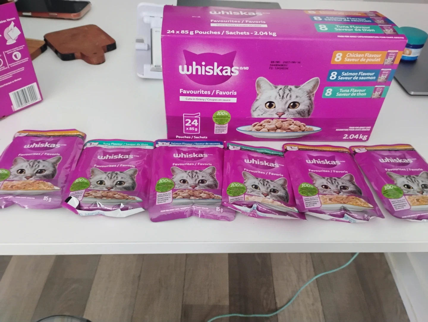 Whiskas Favourites/Favoris Cat Food Pouches (24 x 85g) - photo 5