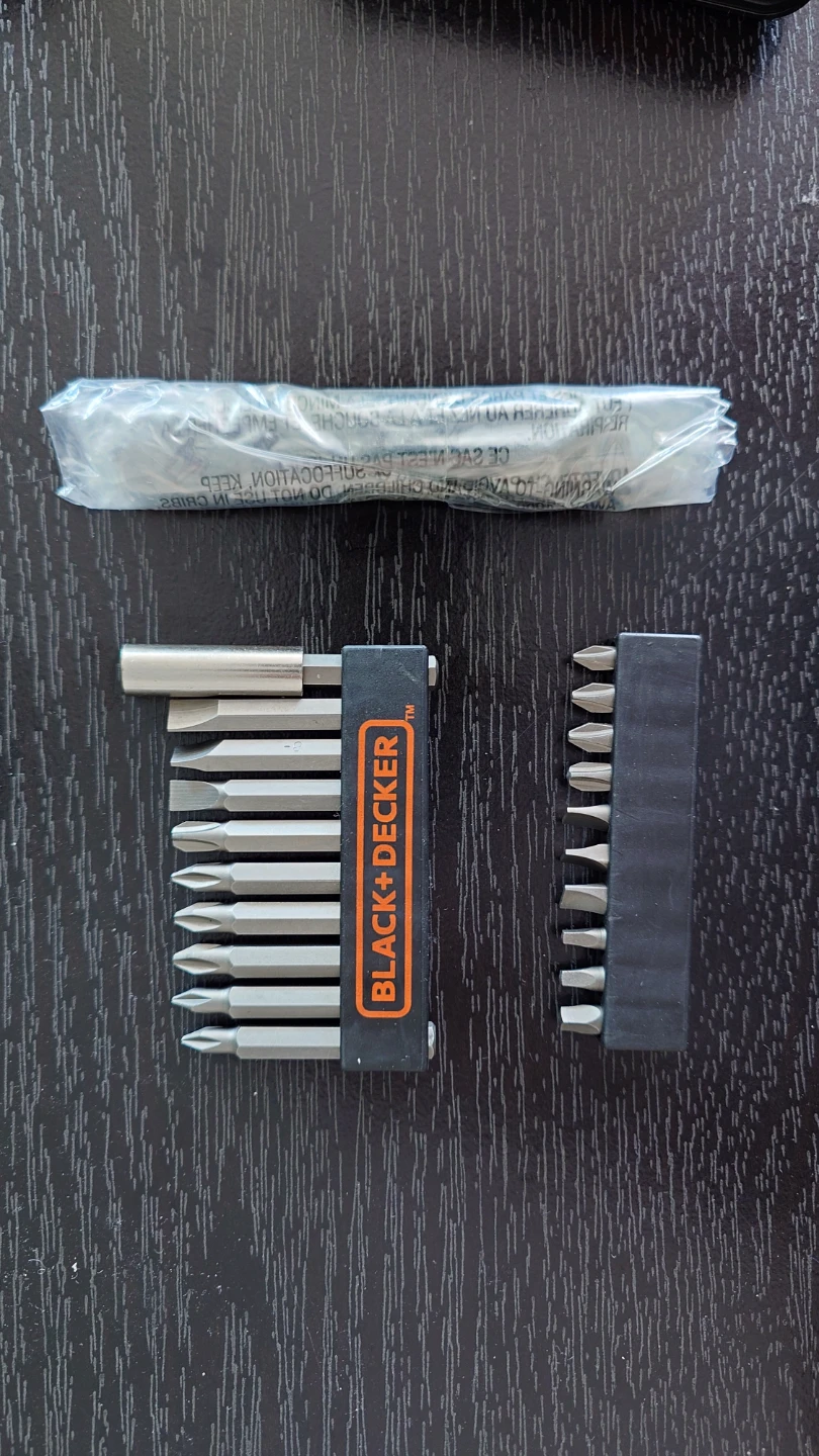 BLACK+DECKER 20V Cordless Drill with 30-Pcs Accessory Kit - photo 4