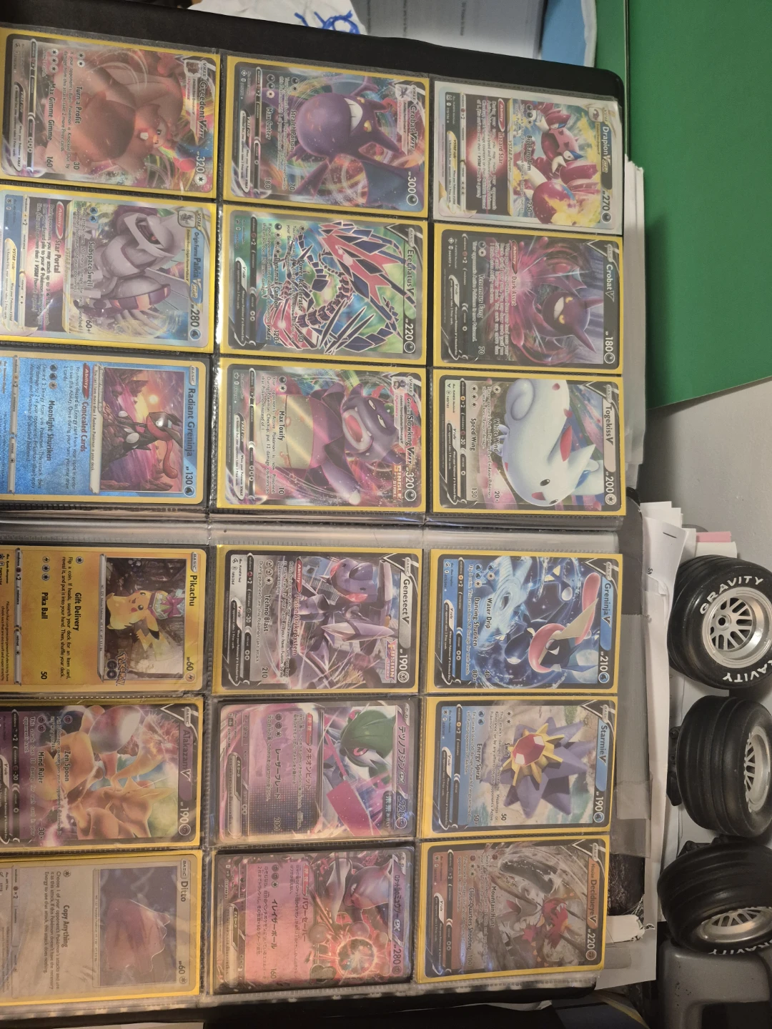 Pokémon Trading Cards - photo 2