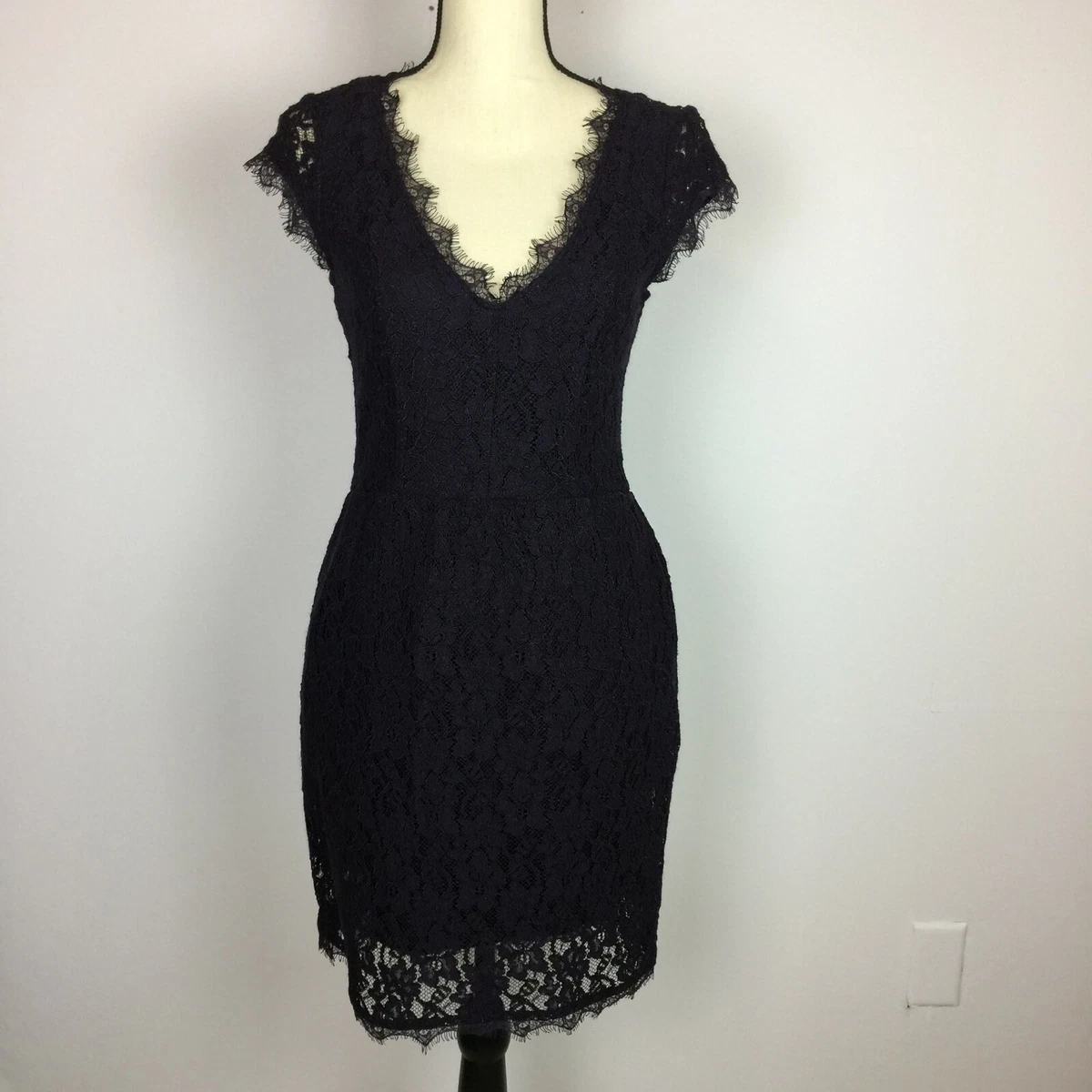 Aritzia Babaton Black Lace Dress - Size 2