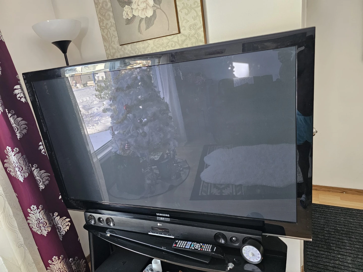 Samsung Flat Screen TV