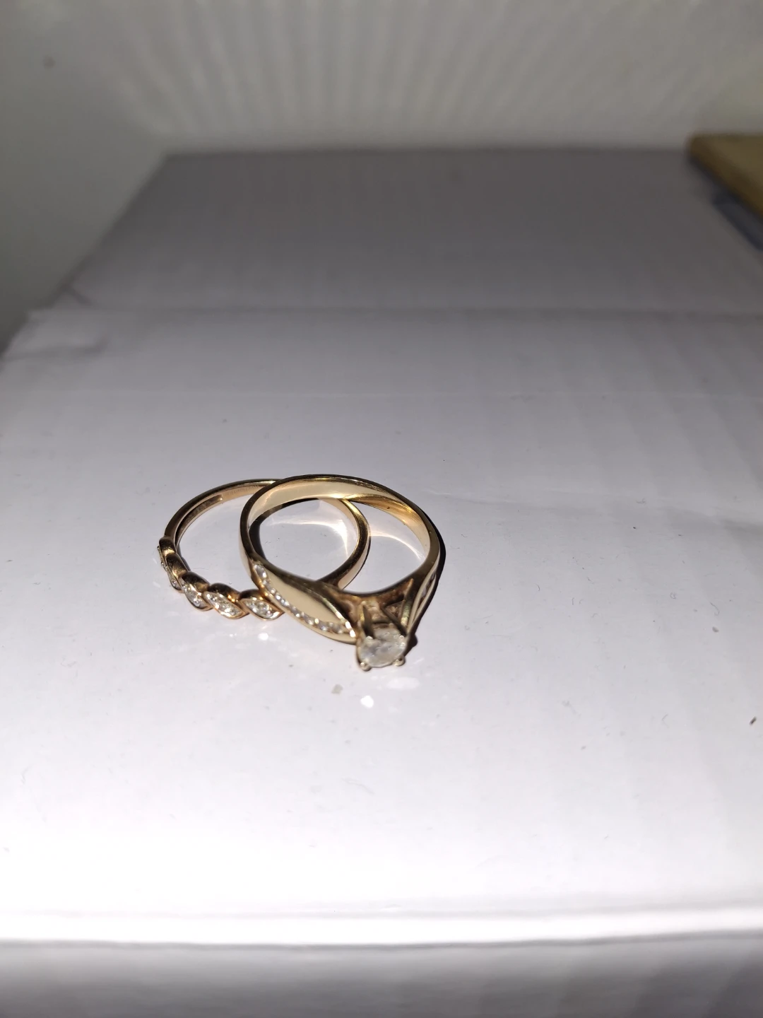 Gold wedding band set with diamonds - photo 2