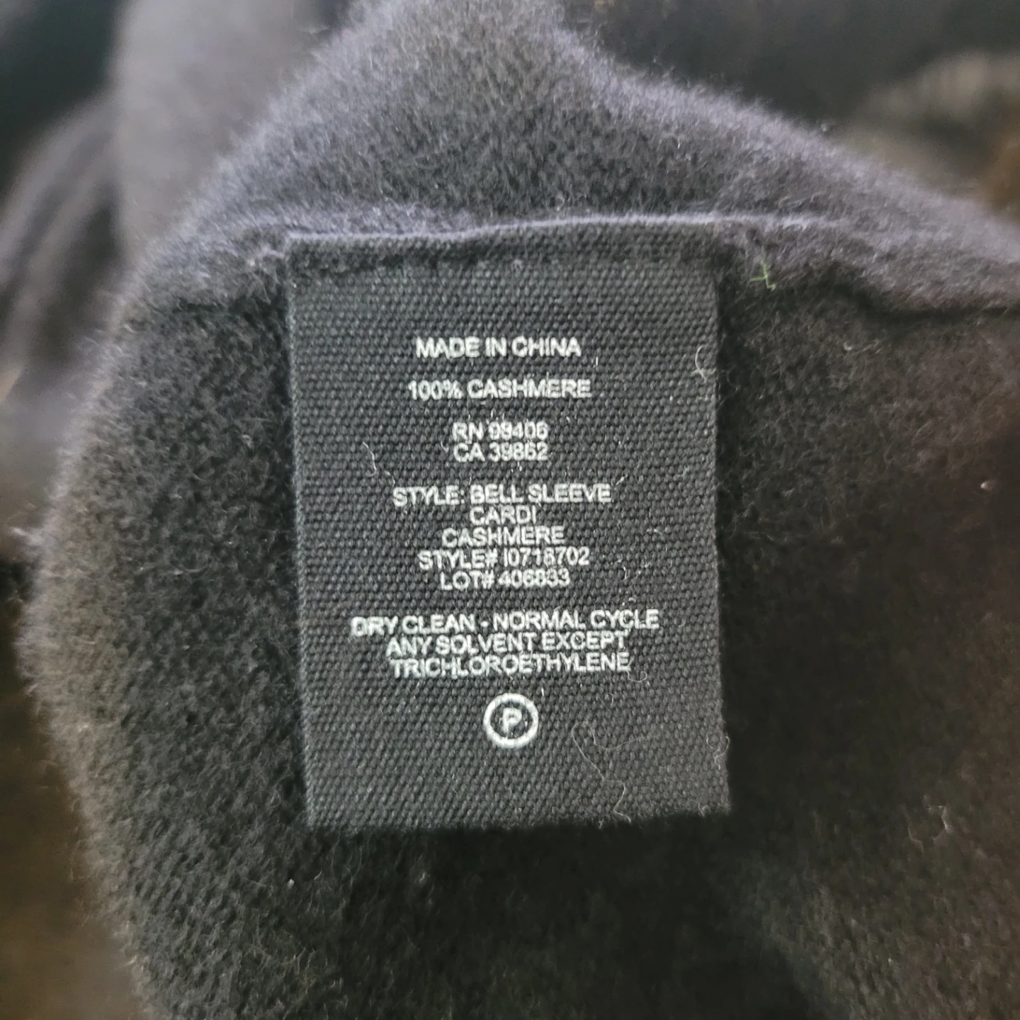 Theory Black Bell Sleeve Cashmere Cardigan - Size S - photo 4