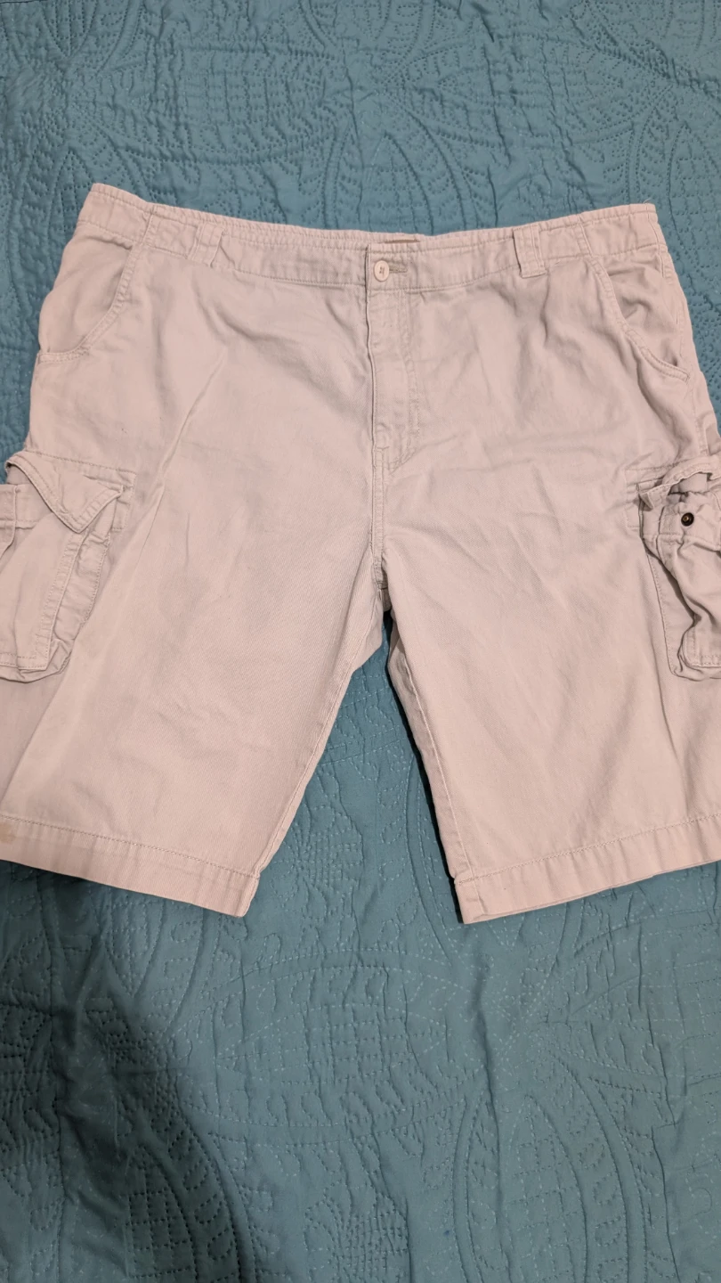 White, grey and Khaki colour shorts - photo 4