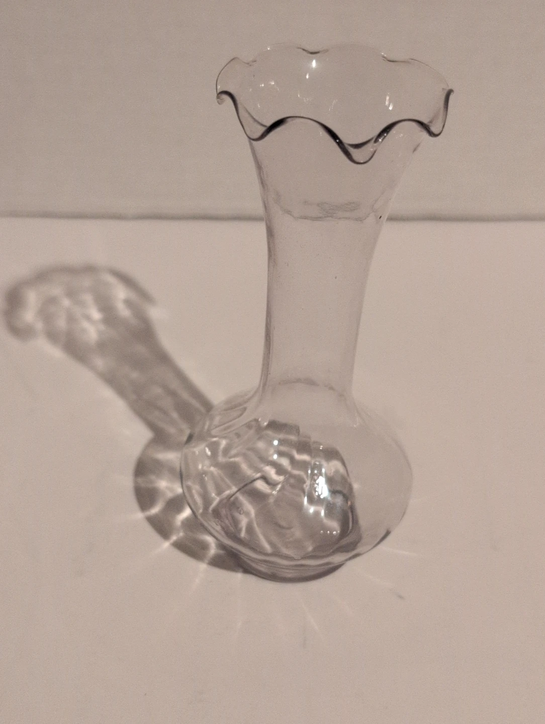 Vintage Light Lavender/Amethyst Solarized Glass Bud Vase
