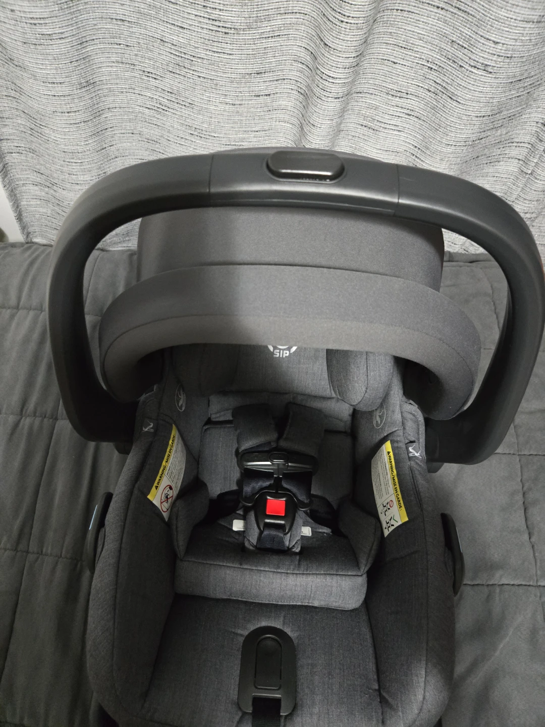 UPPAbaby MESA V2 Infant Car Seat with Base - Charcoal - photo 3