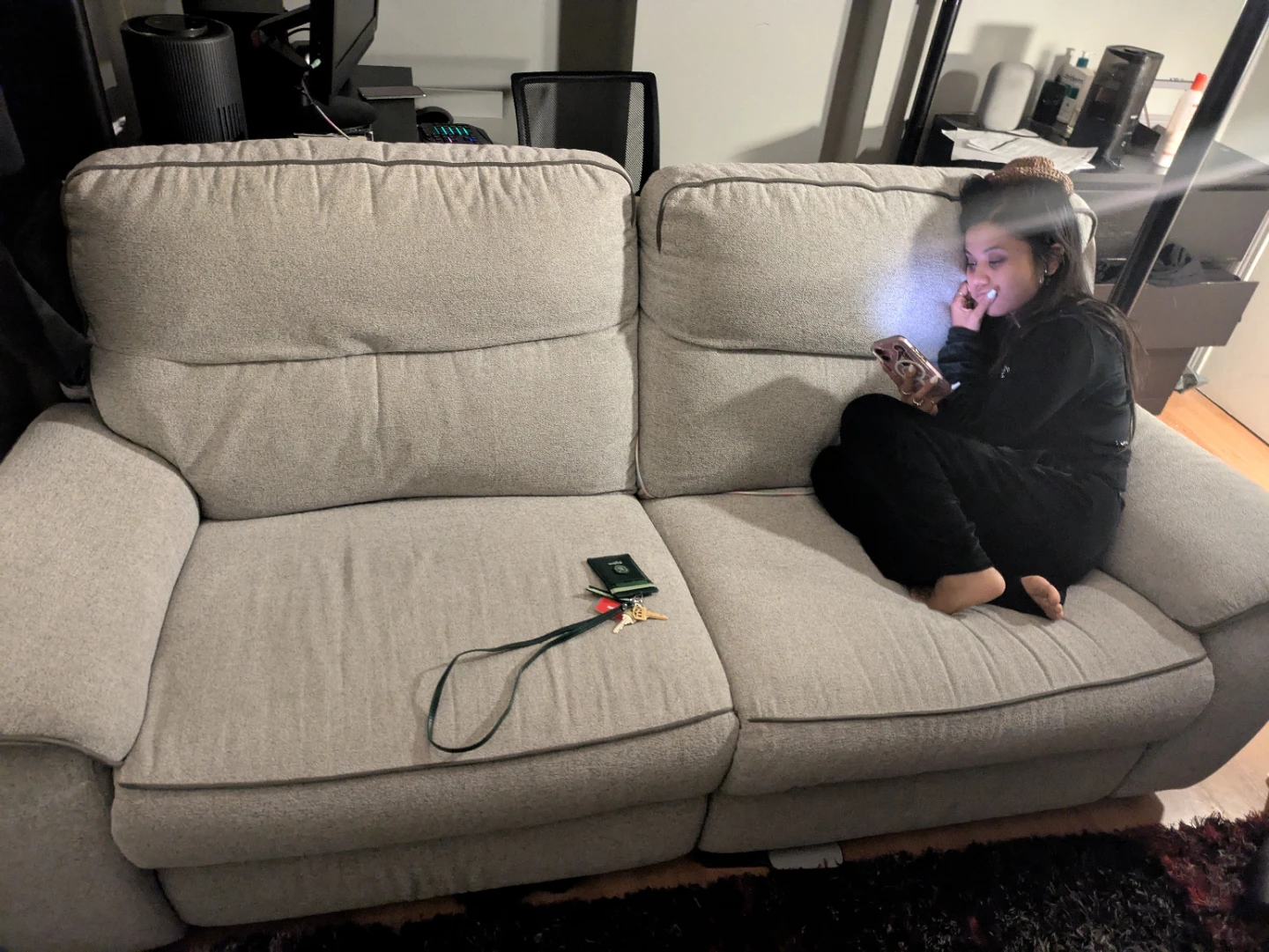 ruby on the big comfy couch ! - photo 2