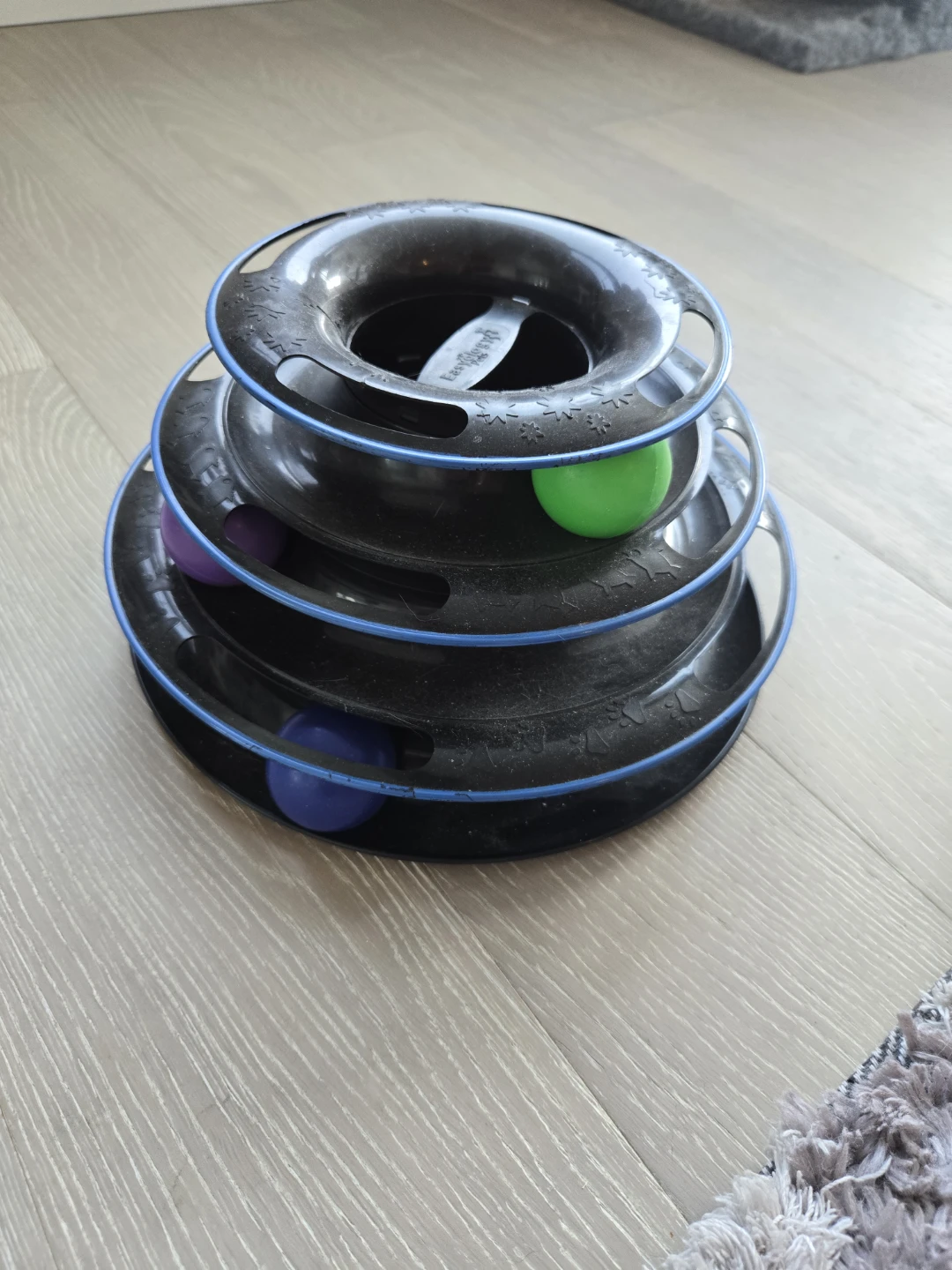 Cat Toy Track with Balls