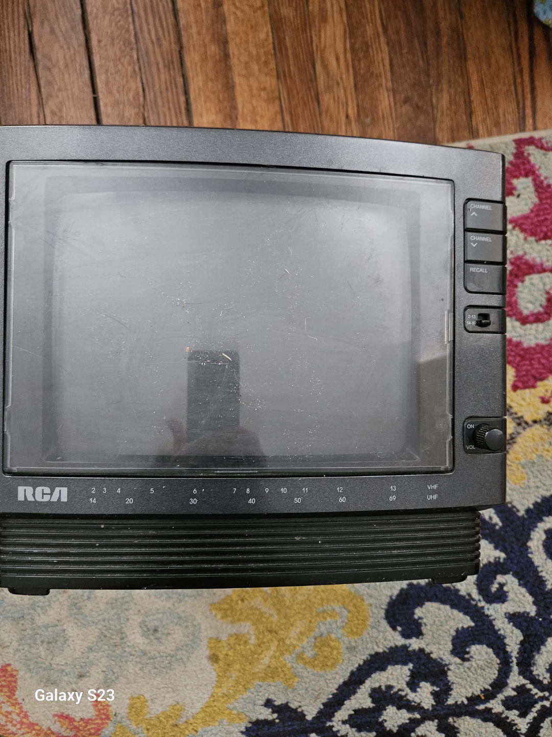RCA CTC134B Television - photo 3