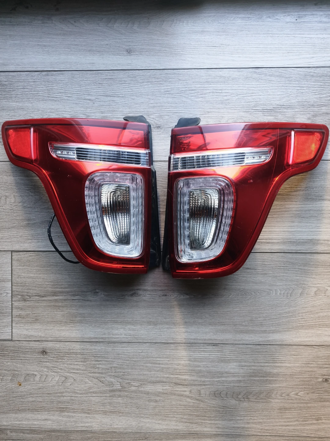 2011-2015 Ford Explorer Tail Lights - Pair