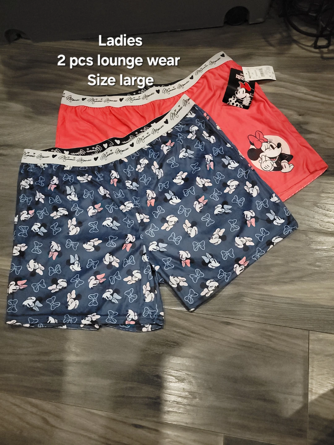 Ladies 2 pcs Minnie Mouse Lounge Wear - Size Large