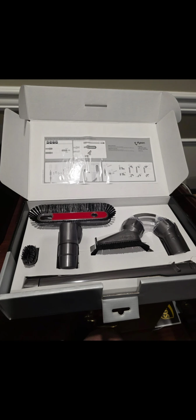 New Dyson Spring Cleaning Kit - photo 2