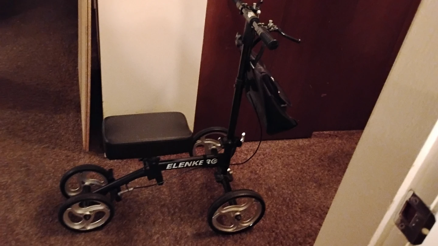 Knee Scooter/Walker