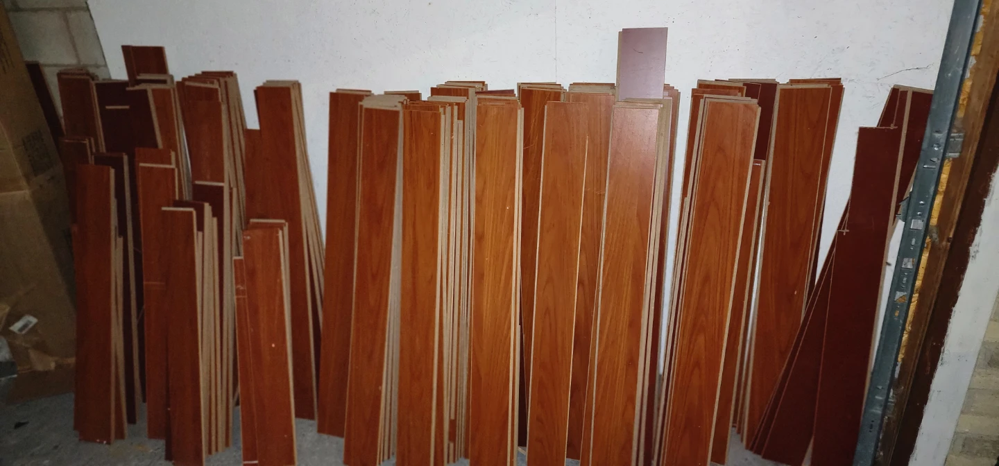 Laminate Flooring Planks