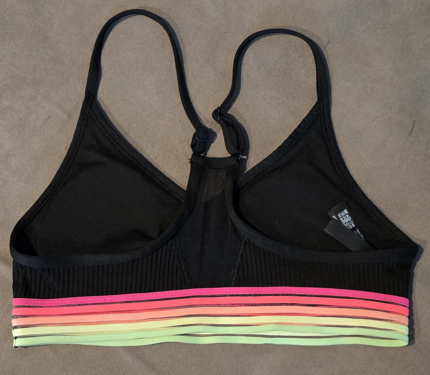 Victoria's Secret Pink Sports Bra Size Small LIKE-NEW! - photo 2