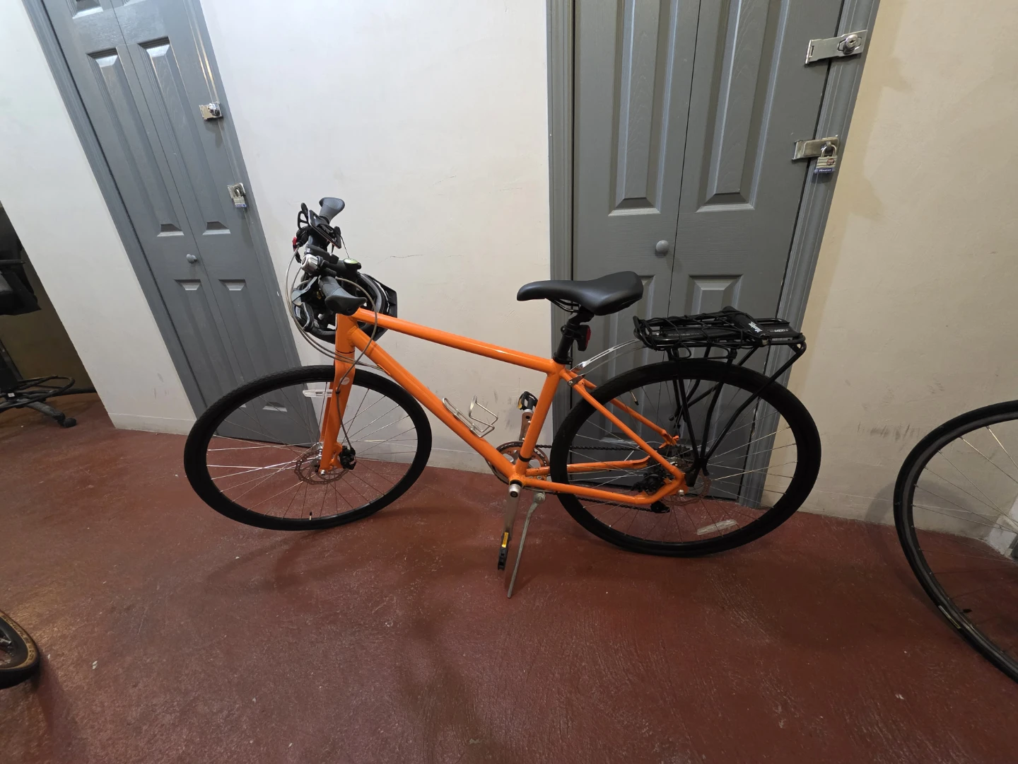 :roll small-medium Bicycle