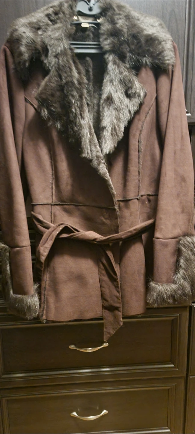 Brown Faux Fur Trimmed Suede Jacket with Belt - photo 5