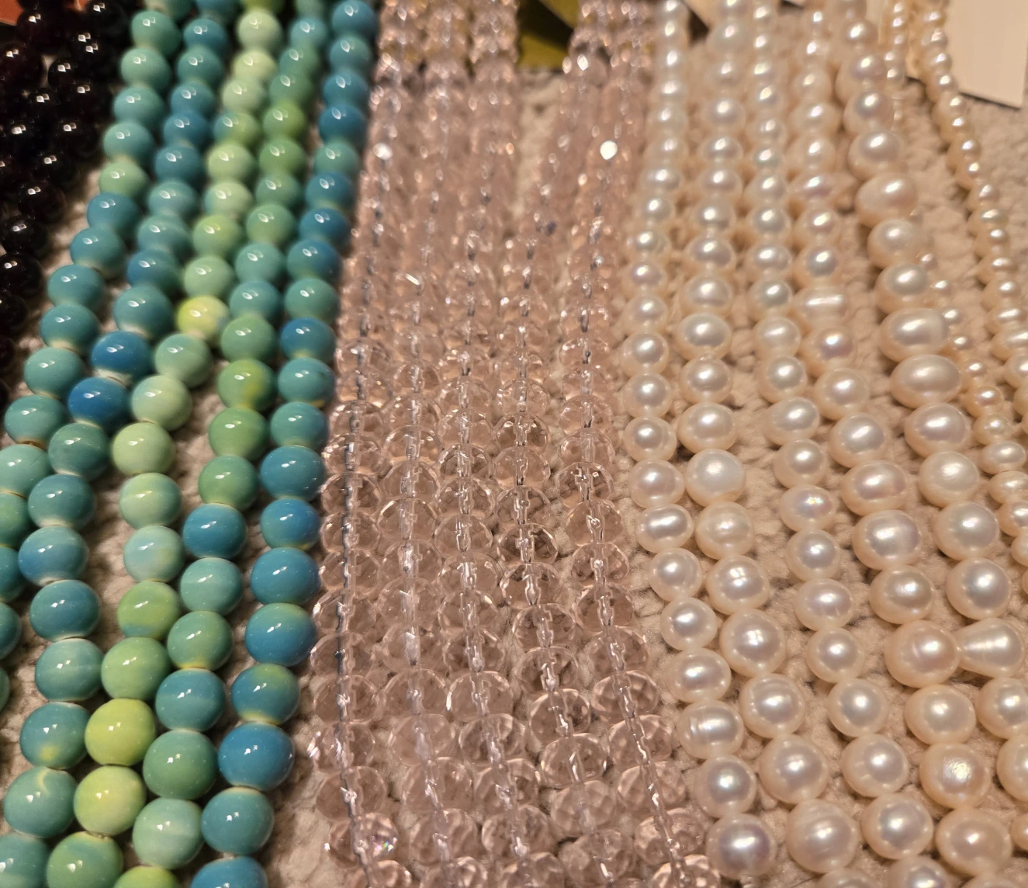 Lot of Assorted Bead Strands (Lot Q) - photo 5