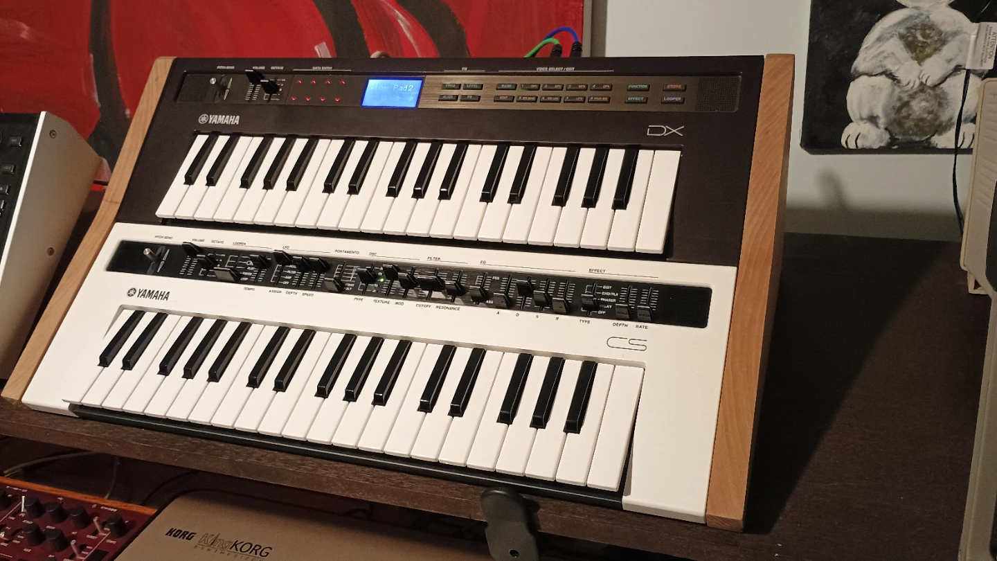 Yamaha DX & CS Synthesizer Keyboard