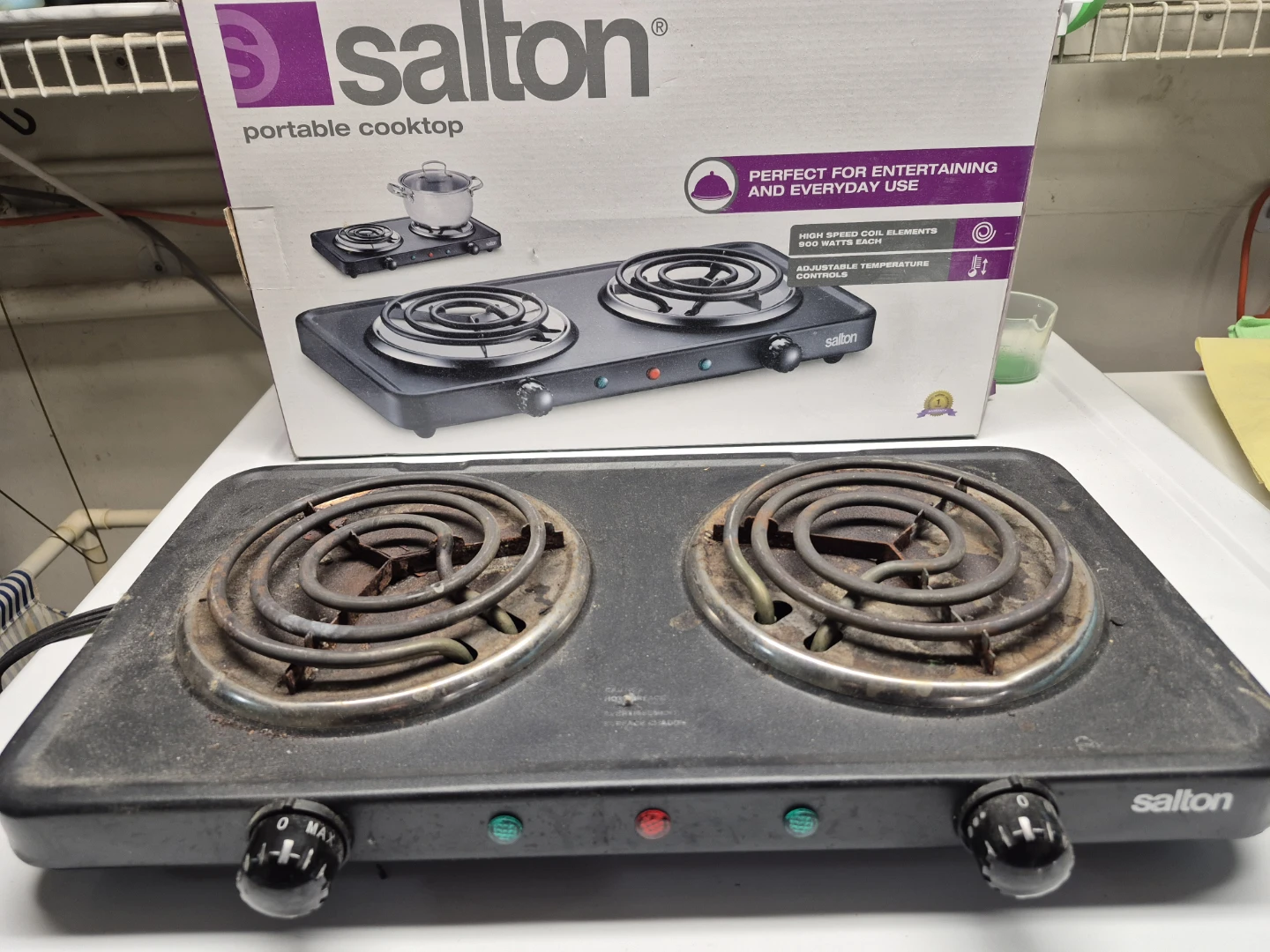 Salton Portable Double Burner Cooktop
