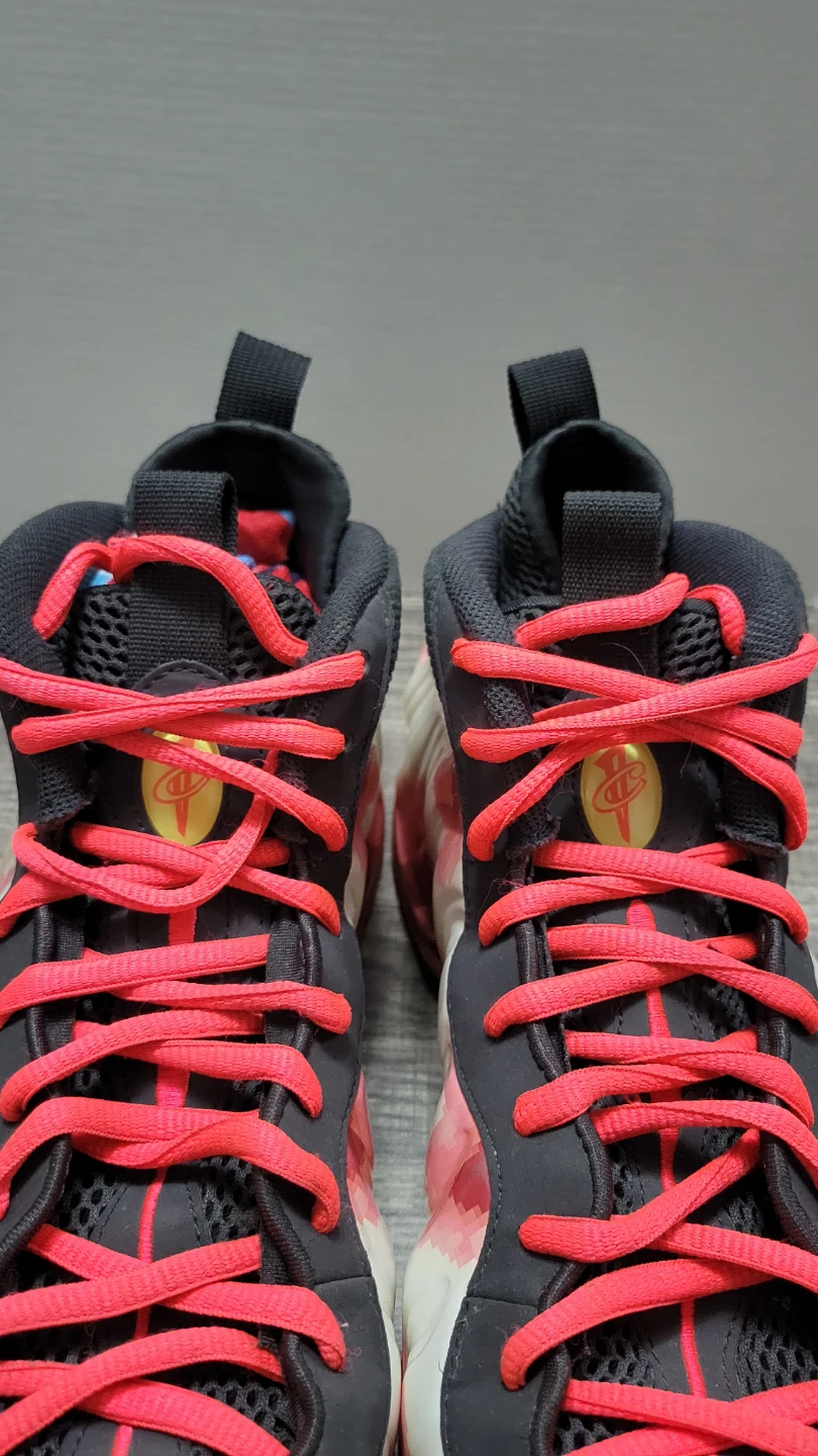 Nike Air Foamposite One "Floral" Sneakers Size 11 - photo 4