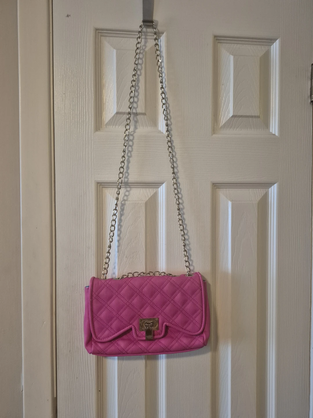 Hot Pink Quilted Chain Shoulder Bag - photo 2