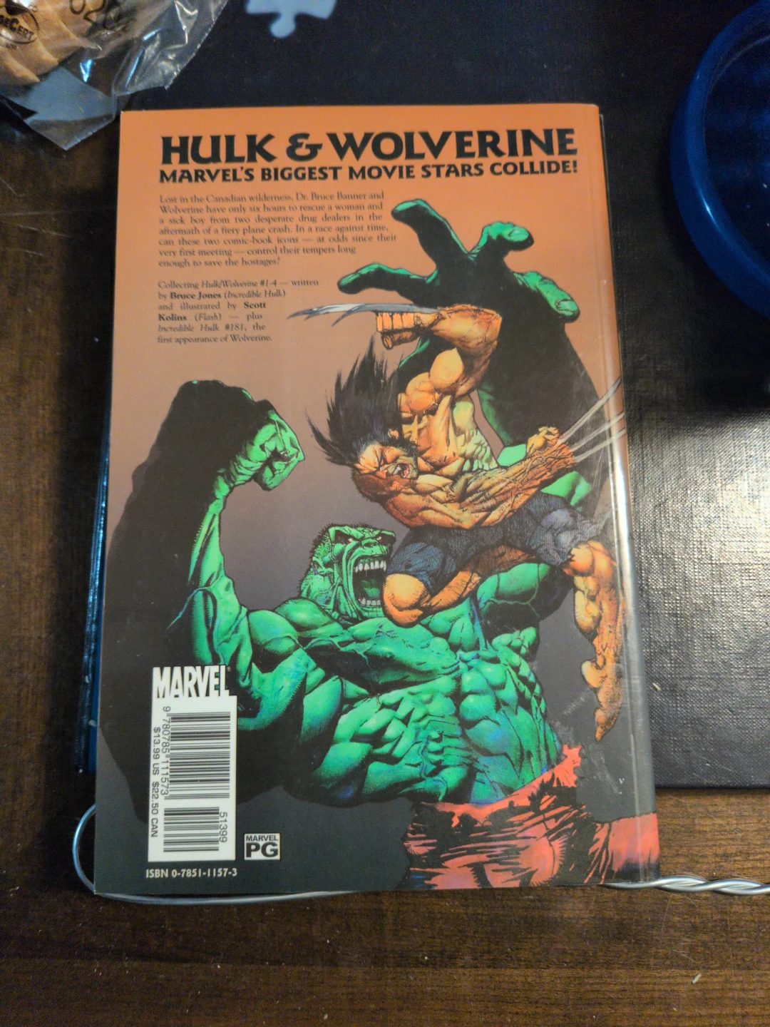 Marvel Legends Hulk & Wolverine Six Hours Book - photo 2
