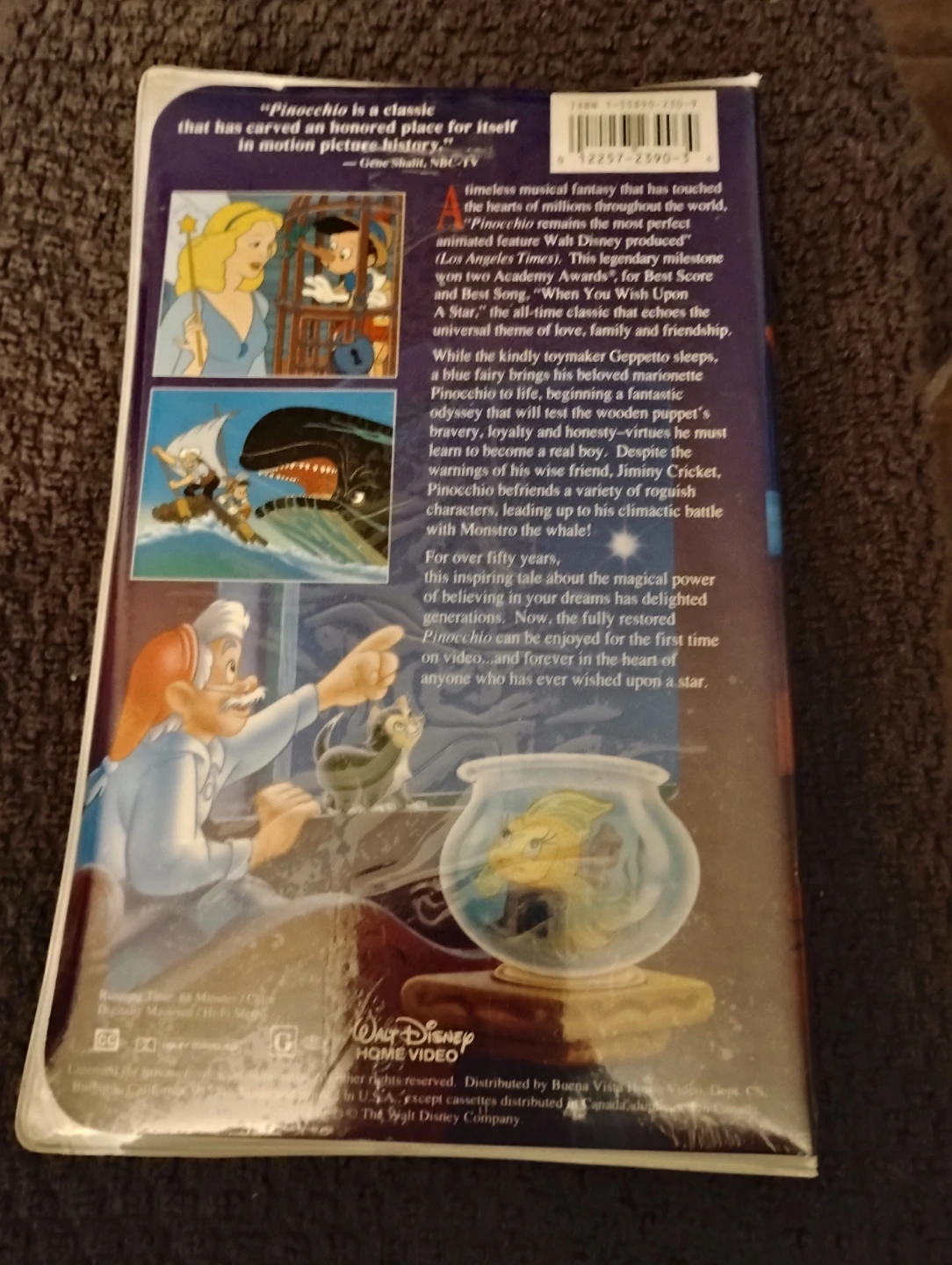 NEW!! SEALED!! DISNEY'S PINOCCHIO VHS, 1993 - photo 2