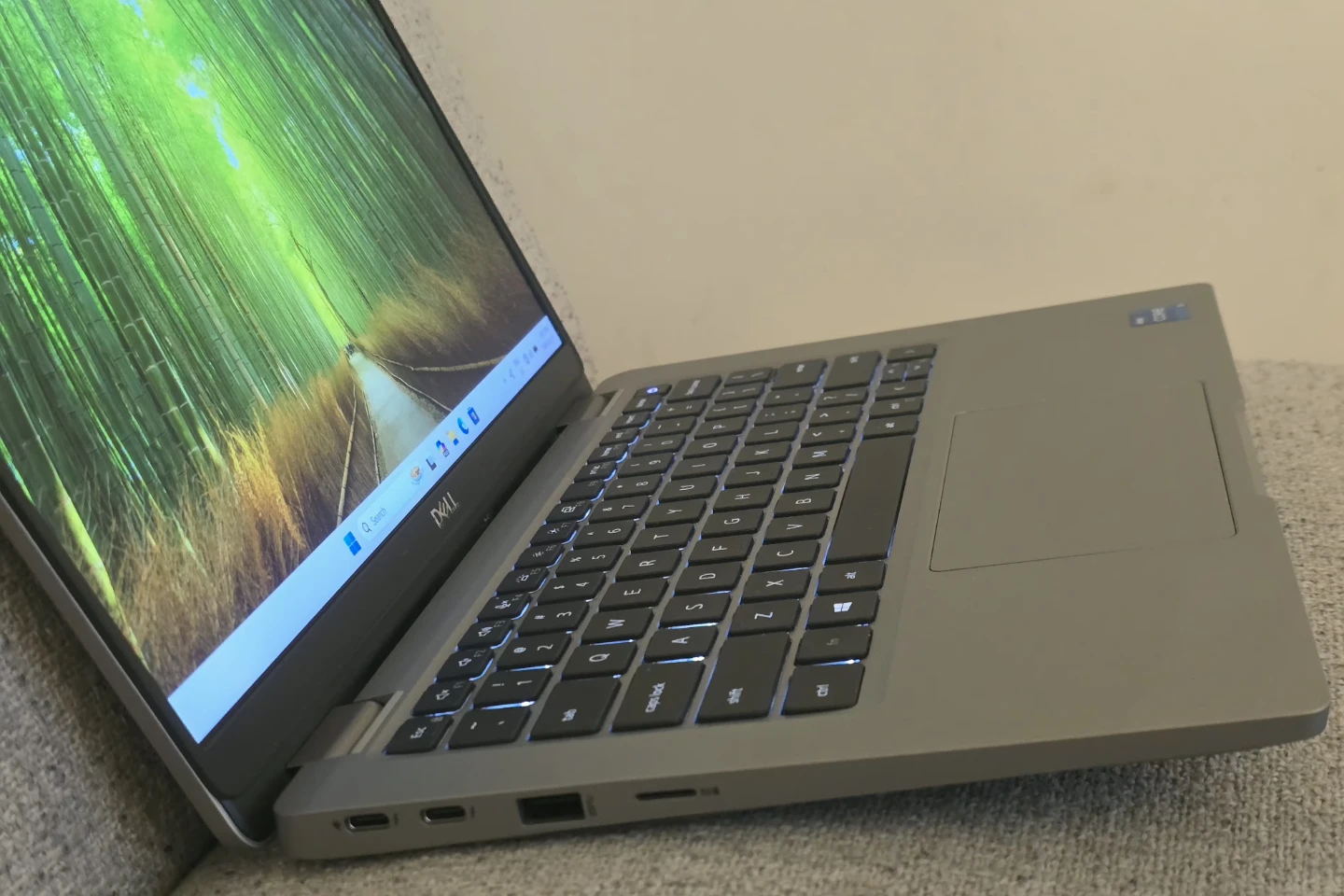 Dell Latitude 5320 touchscreen- 16Gb Ram-256gb-i5-Win 11 - photo 2