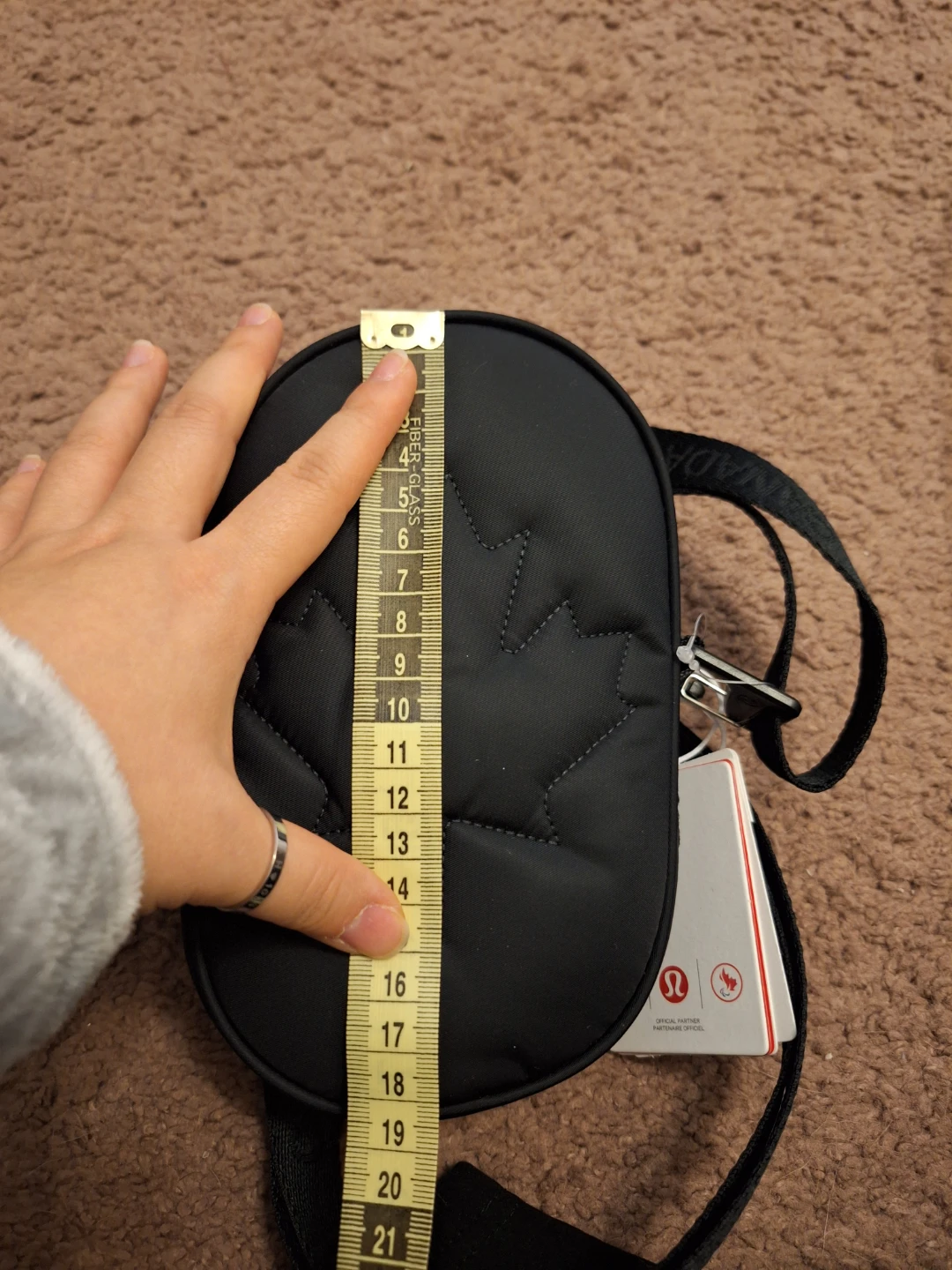 (New) Lululemon Team Canada Legacy Crossbody Bag - photo 4
