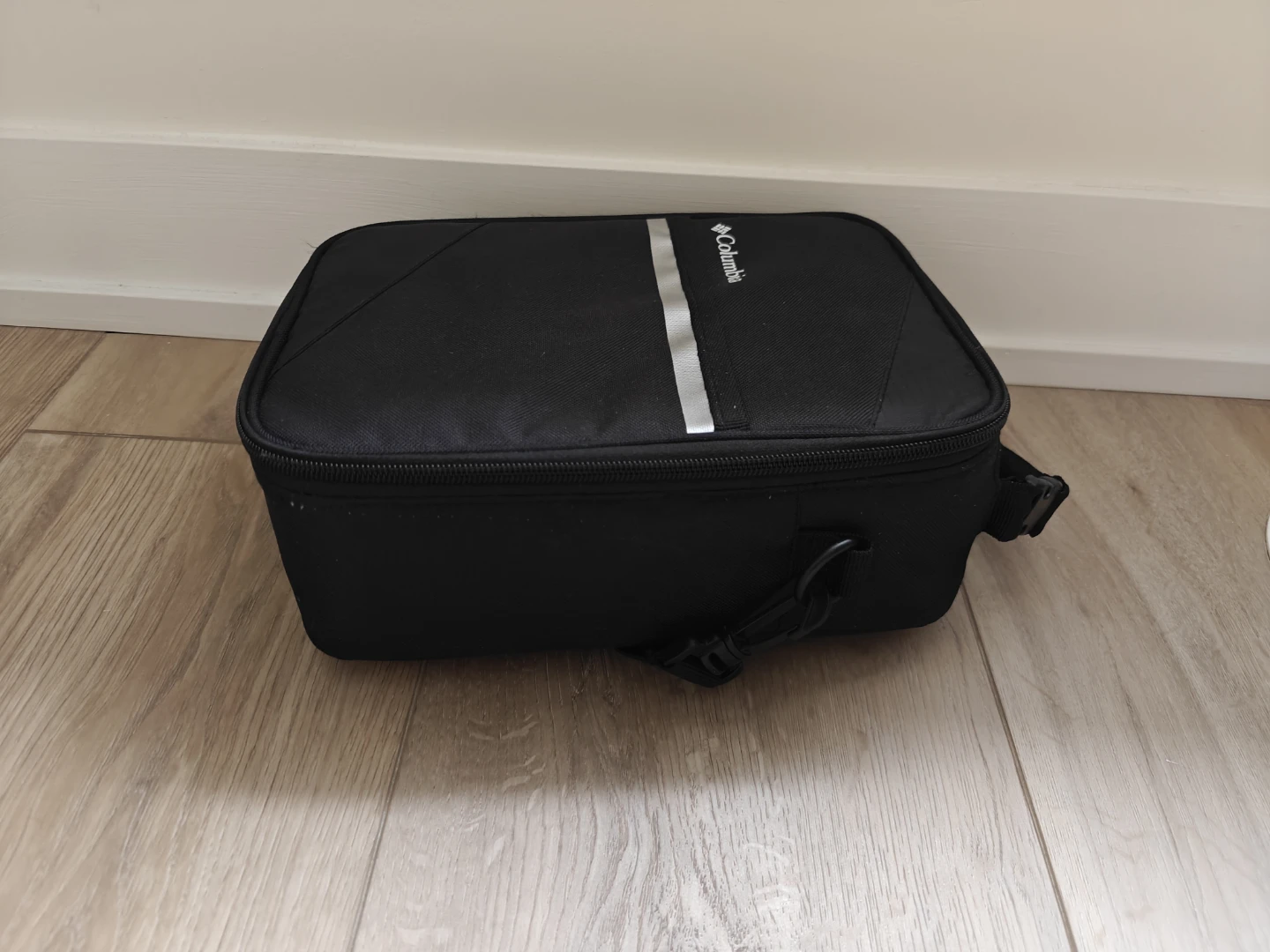 Columbia Black Lunch Bag - photo 3