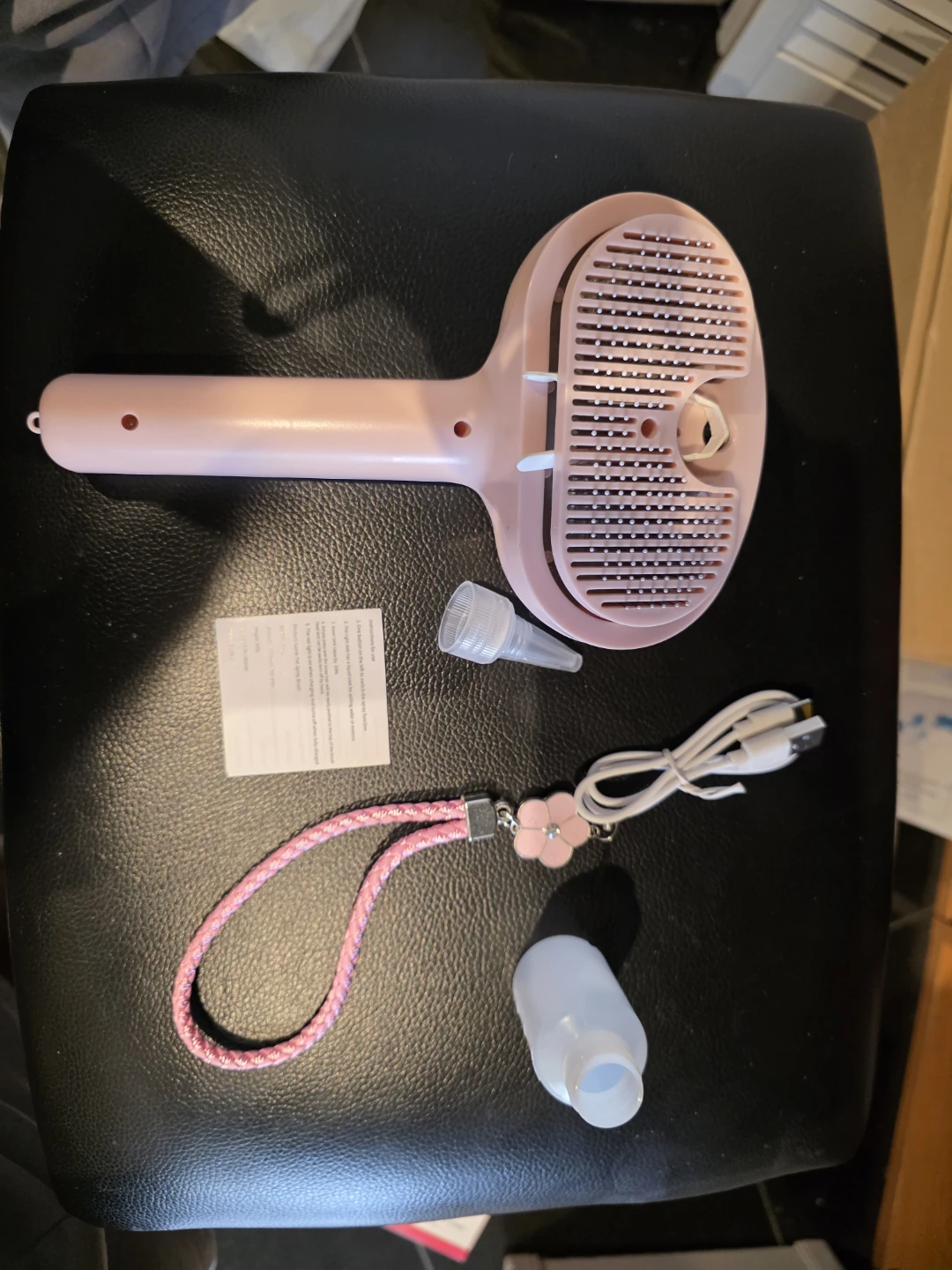 Pet Spray Hair Brushing Comb - photo 2