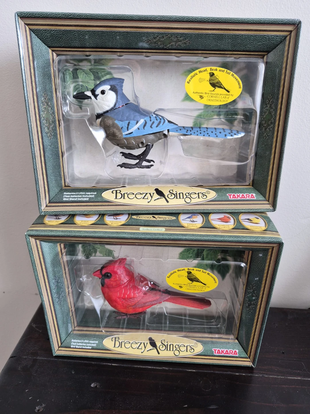 Takara Breezy Singers Motion Activated Birds