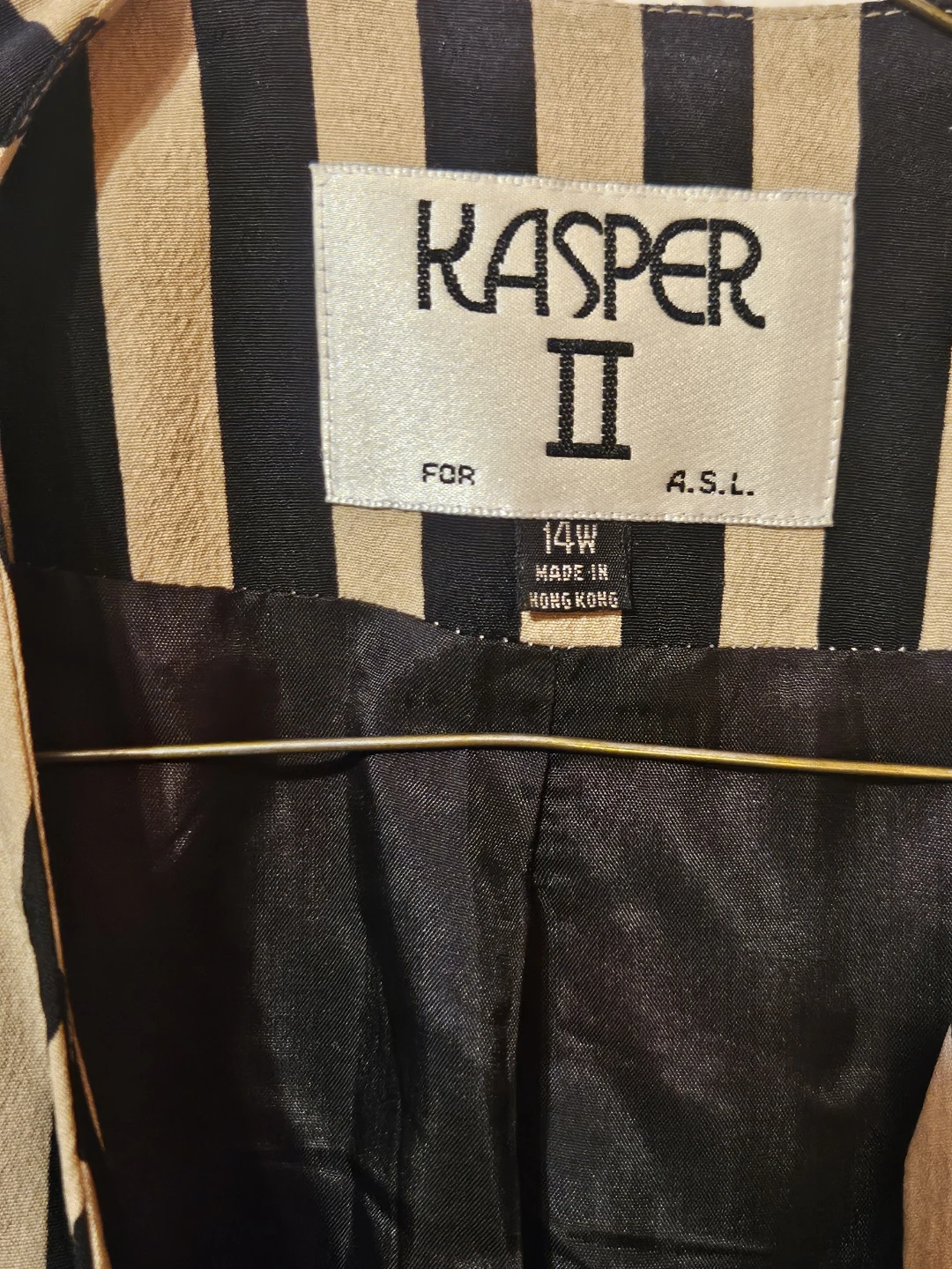 Women blazer. Size 14W. - photo 2