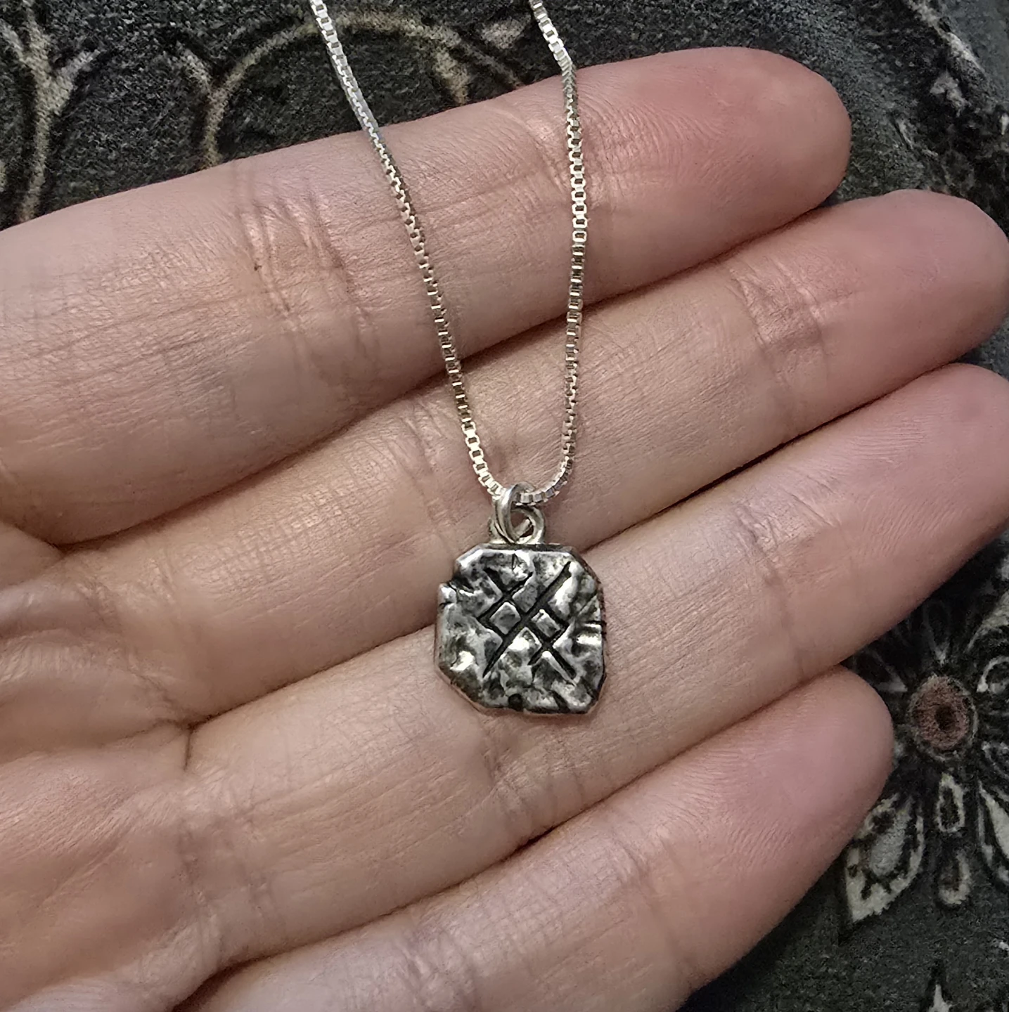 Silver "Eternal Love" Rune Pendant Necklace 🧡 - photo 3