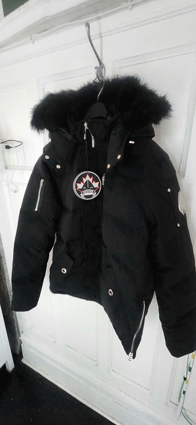 Moose Knuckles Black Down Heavy Jacket - photo 5