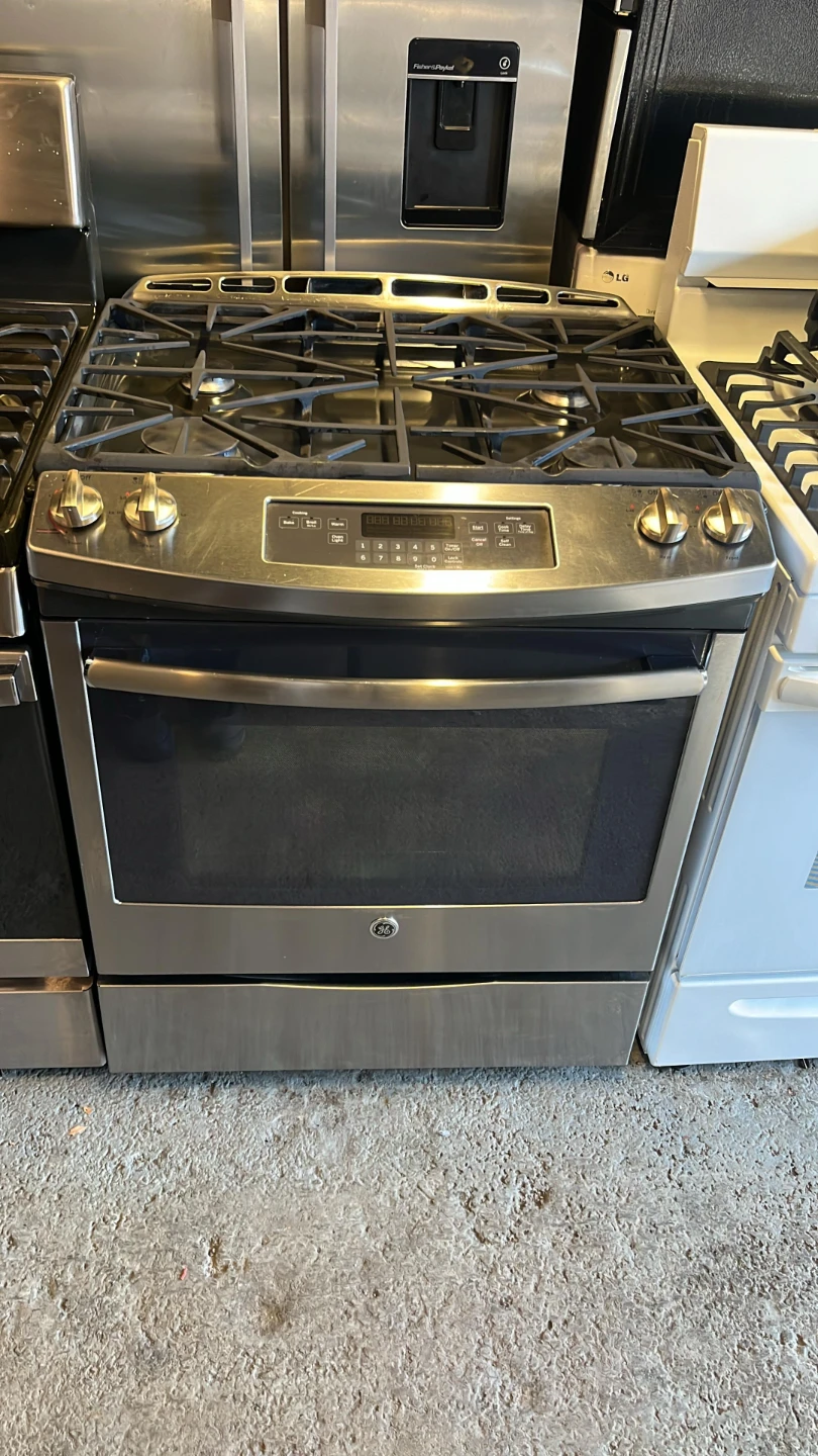 GE Stainless Steel Gas Range 30 inch