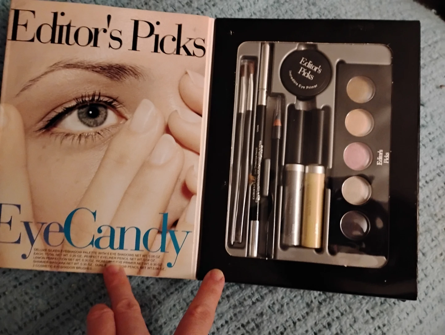 NEW!! EDITOR'S PICKS EYE CANDY MAKEUP KIT