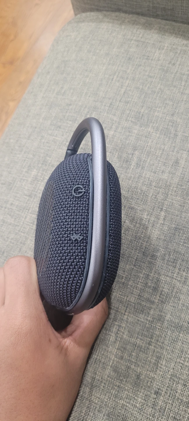 JBL Clip 4 Portable Bluetooth Speaker - Black - photo 2