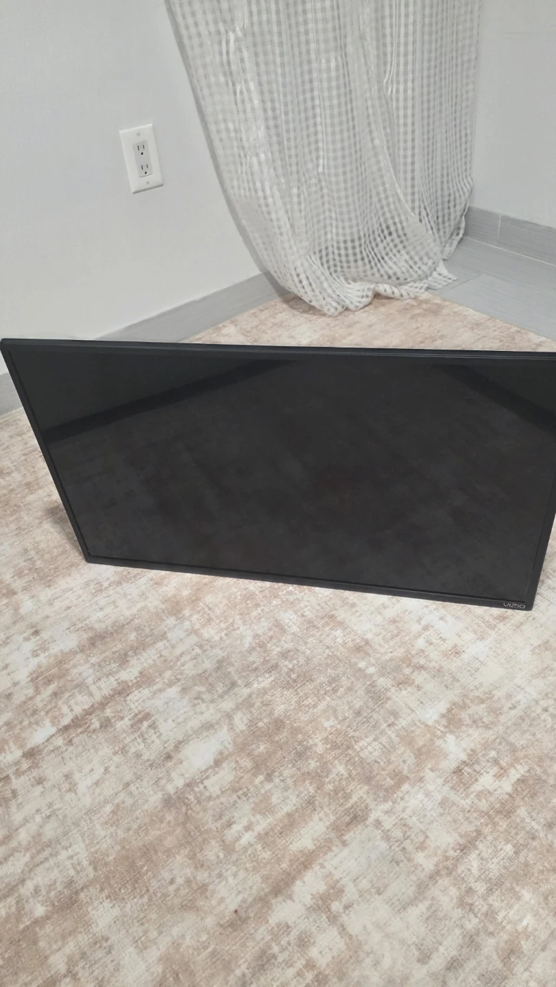 Vizio Television 32" - photo 2