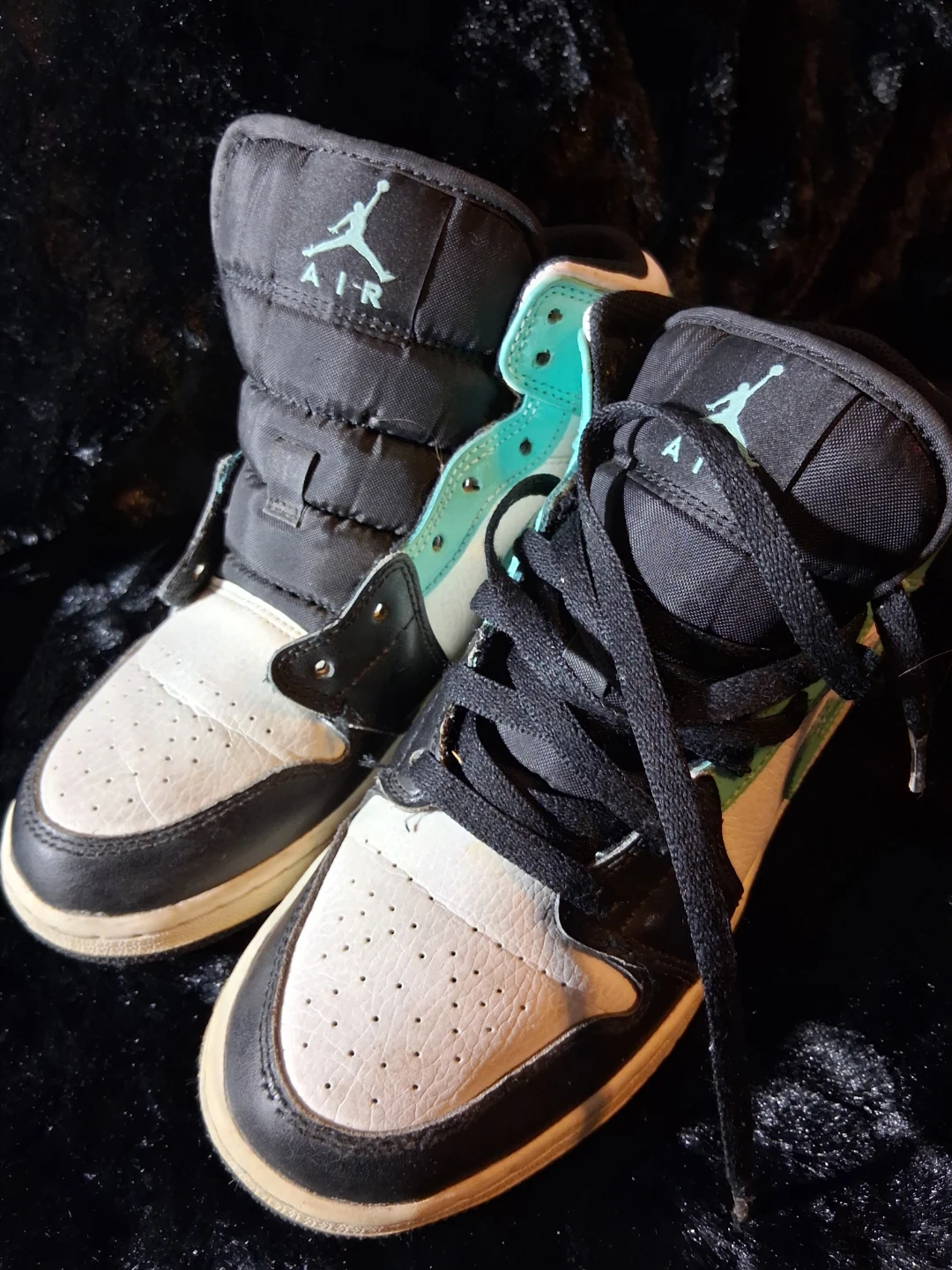 Air Jordan 1 Mid SE Sneakers - photo 2