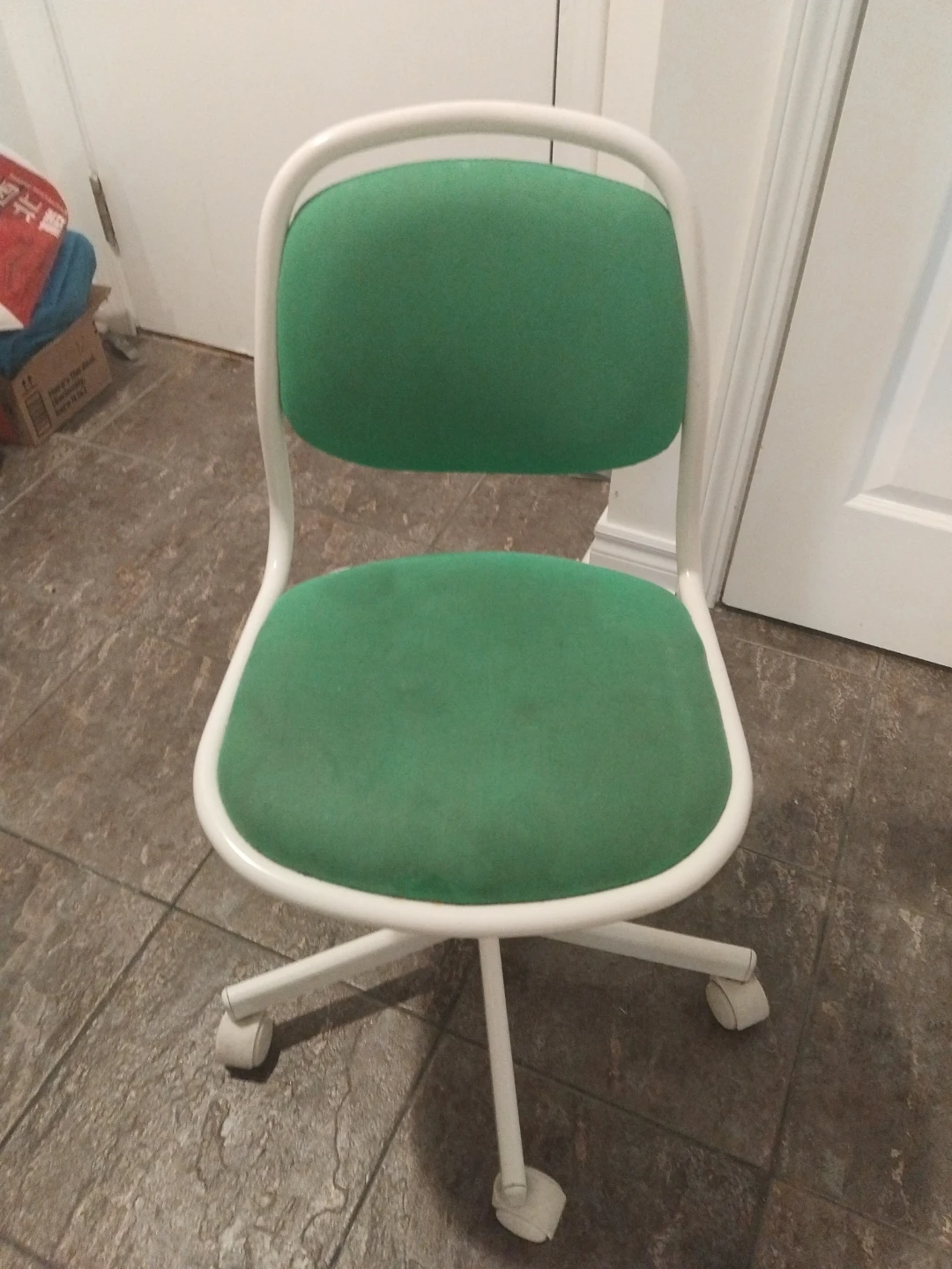 Green Office Chair - photo 2