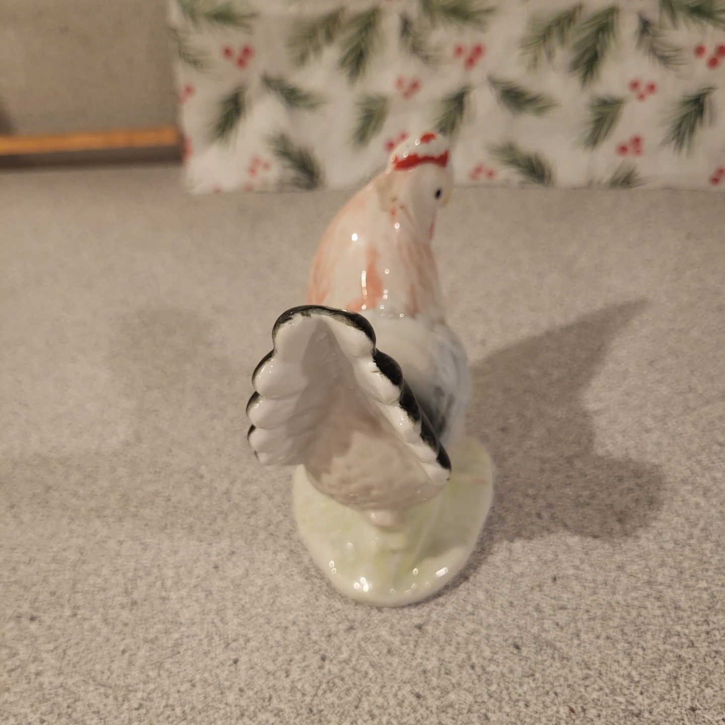 Ceramic Chicken Figurine - photo 2