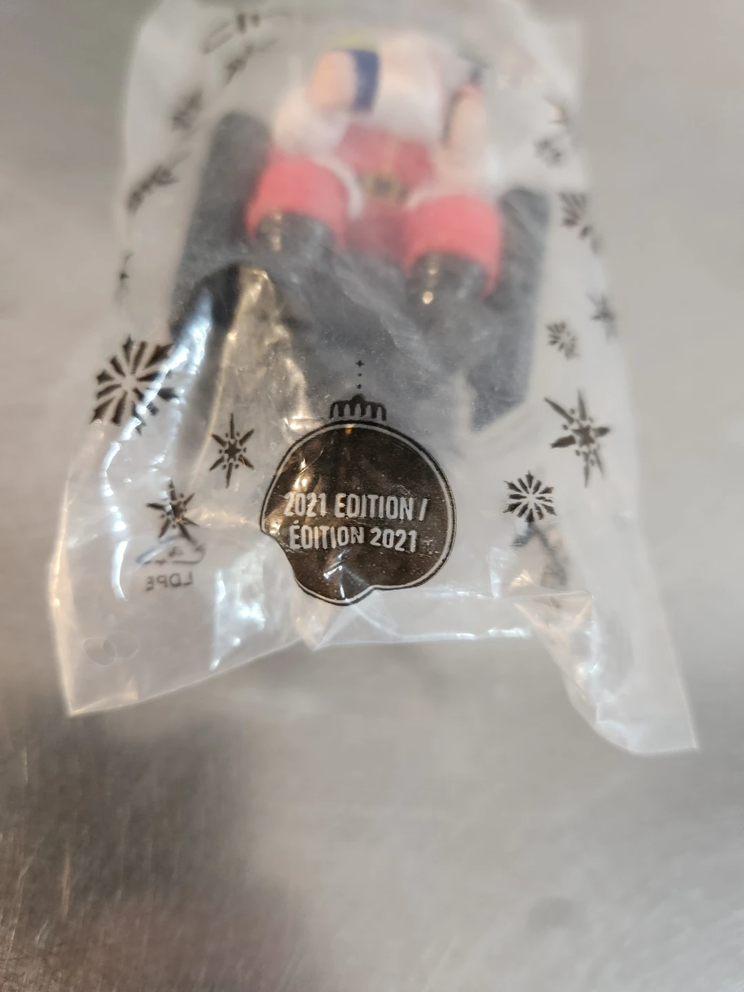 Cineplex Santa 2021 Edition Toy - photo 2