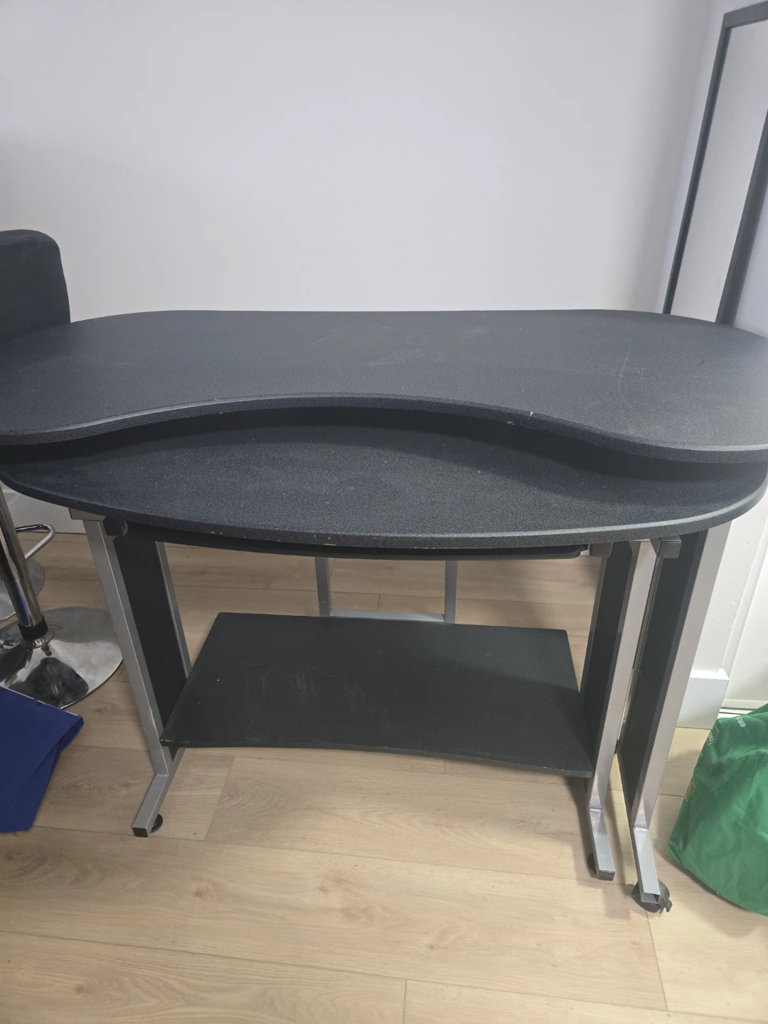 Black Computer Desk, bar stools, sofa 3 seater and 2 seater