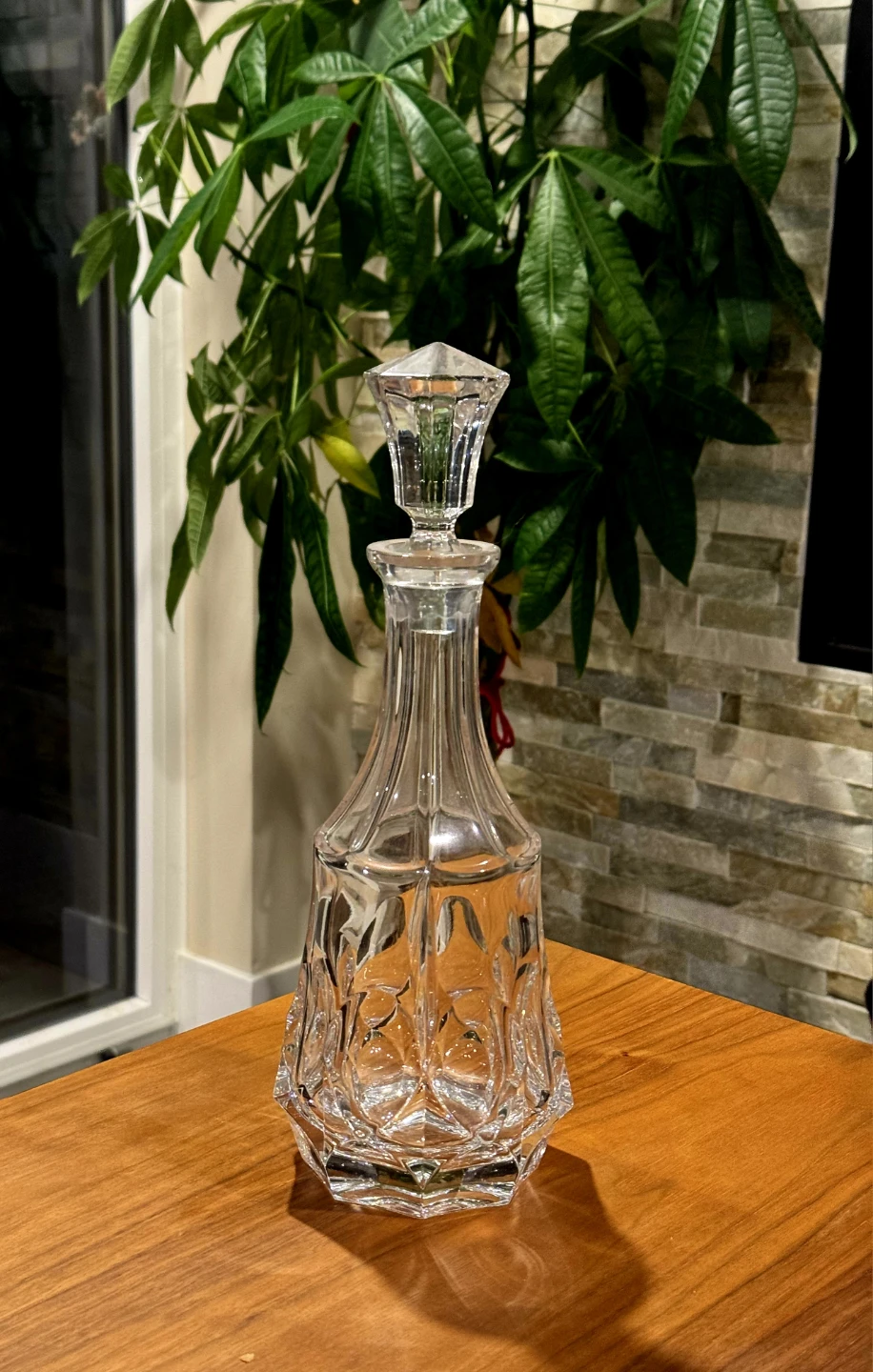 Crystal Glass Decanter with Stopper 🥕