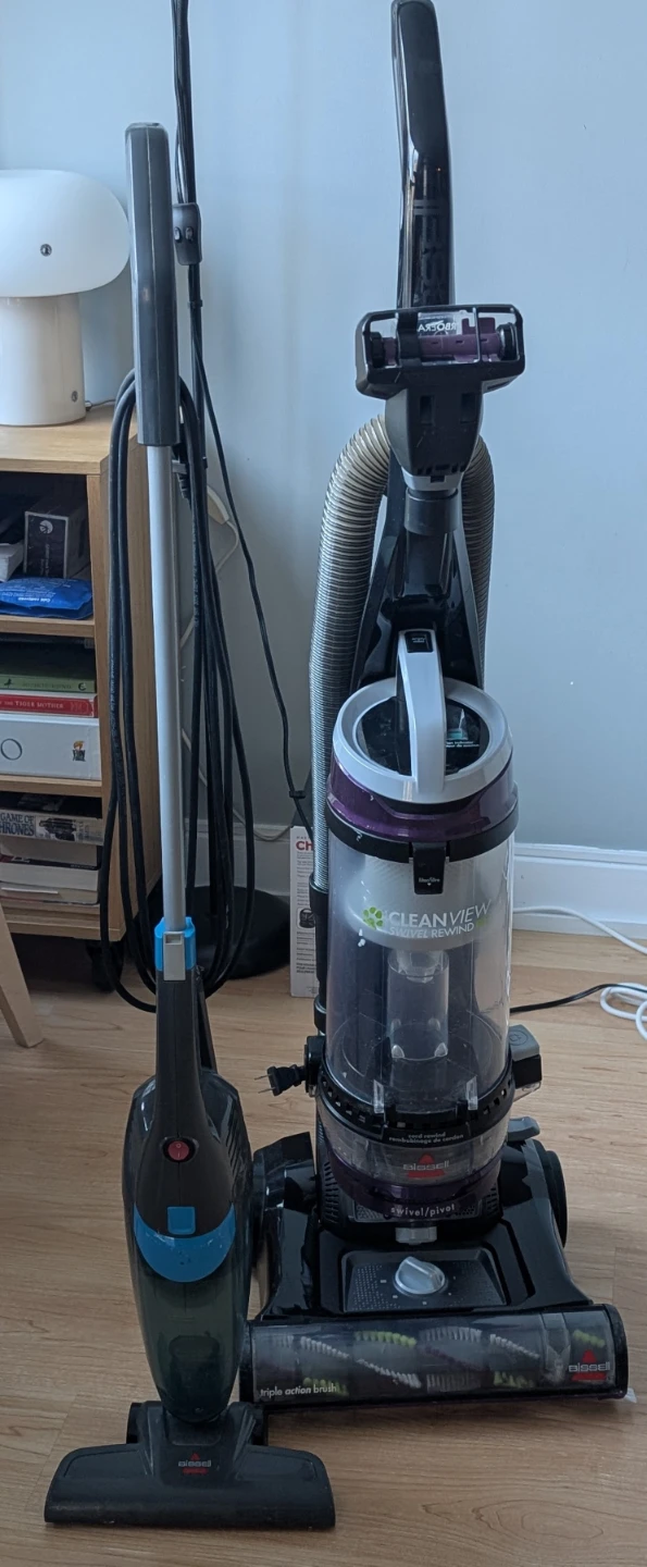 Bissell CleanView Swivel Rewind Vacuum + 2030c as addon - photo 2