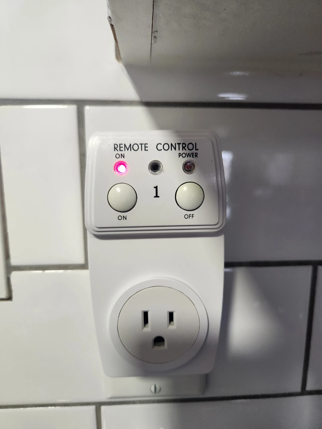 Remote Control Appliance Outlet - photo 4
