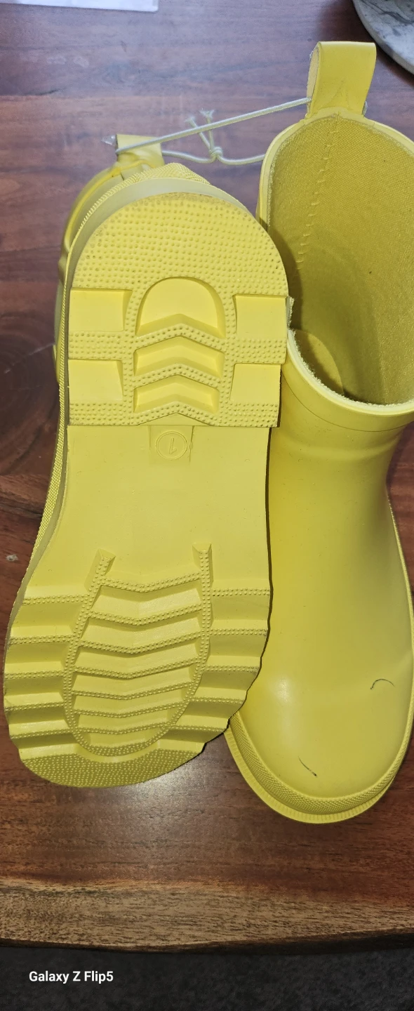 Joe Fresh Yellow Rain Boots - Size 1 - photo 2
